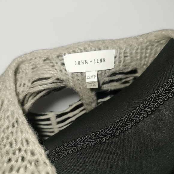 JOHN + JENN Distressed Pullover Sweater Gray Women's Oversized X Small Anthro - Picture 5 of 6